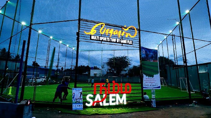 Pay Per Hour Grounds Salem