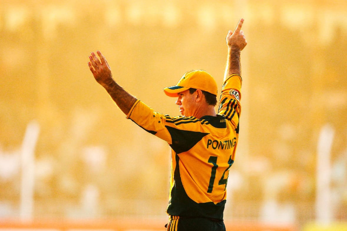 Best Cricket  Fielders of All Time