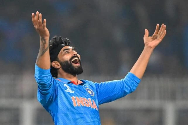 Best Cricket  Fielders of All Time